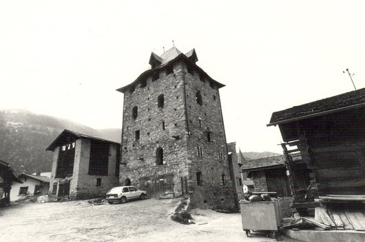 Place de la Tour